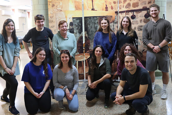 Students, faculty and staff at Mission Day.