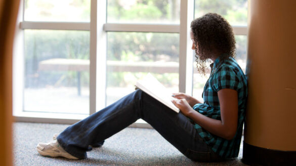 Book Club, reading on campus.