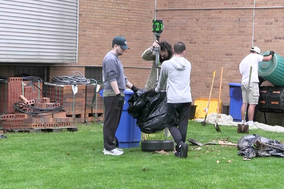 Department of Biology Hosts Spring Native Planing Event
